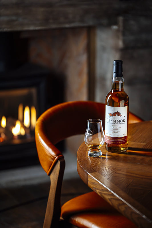 Dram Mor - Dailuaine 11 Year - Elijah Craig Bourbon Barrel lifestyle